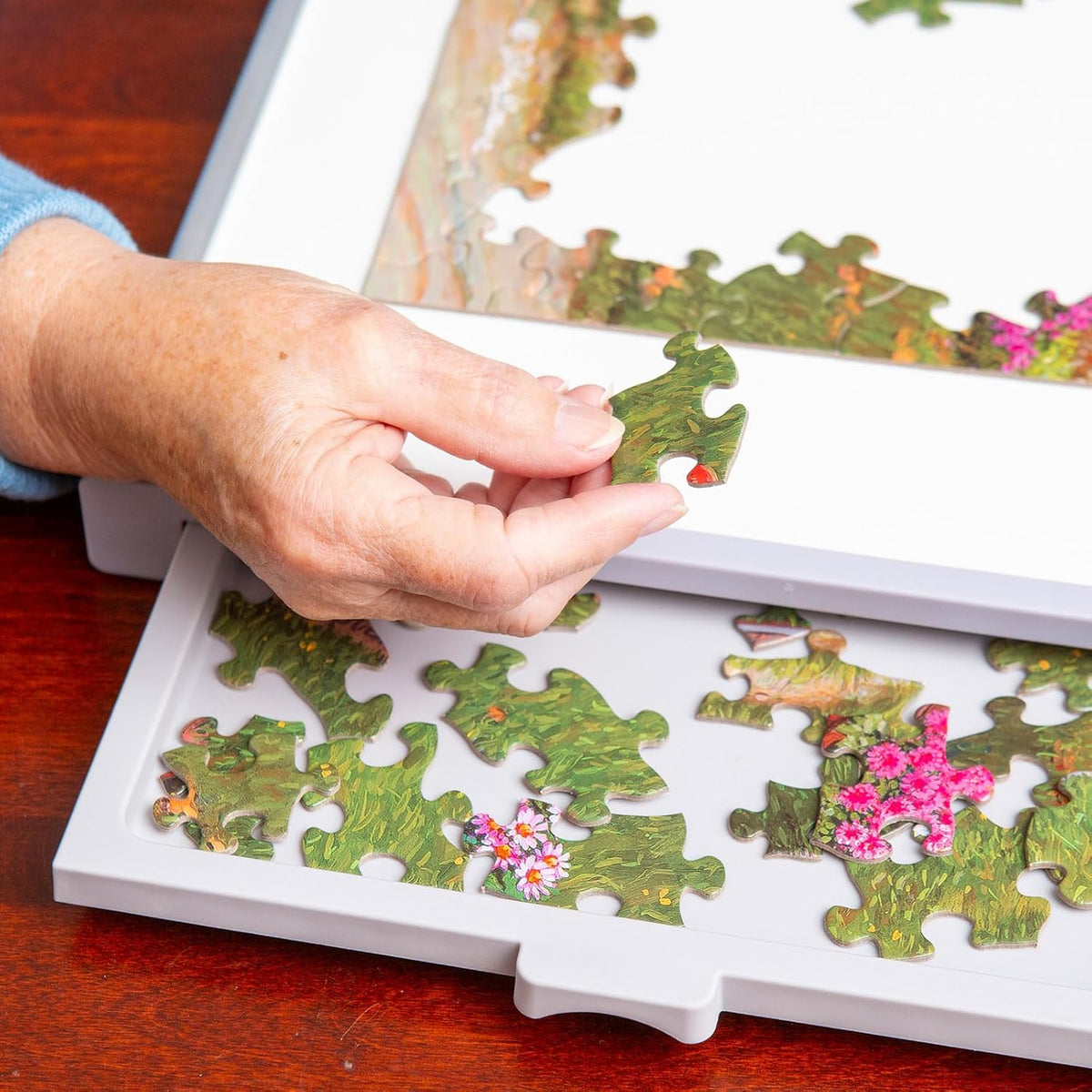 1000 Piece Puzzle Board with Drawers Q745