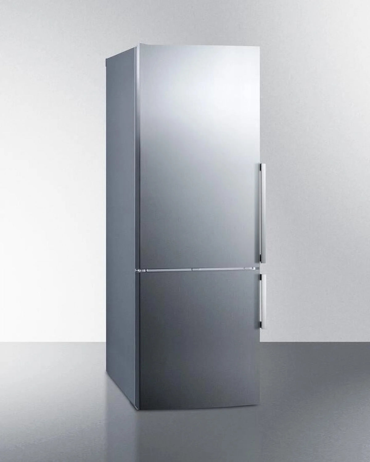 28 Energy Star Bottom Freezer Refrigerator with 16.4 cu. ft. Capacity in Stainless Steel H942