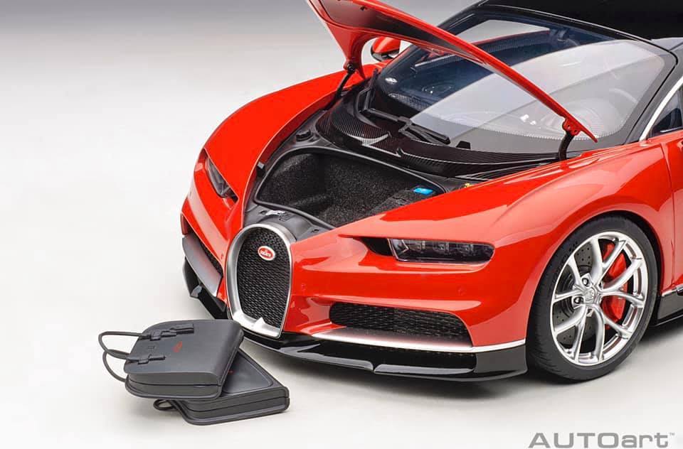 1:12 Scale Italian Red Nocturne Black Bugatti Chiron Q5013