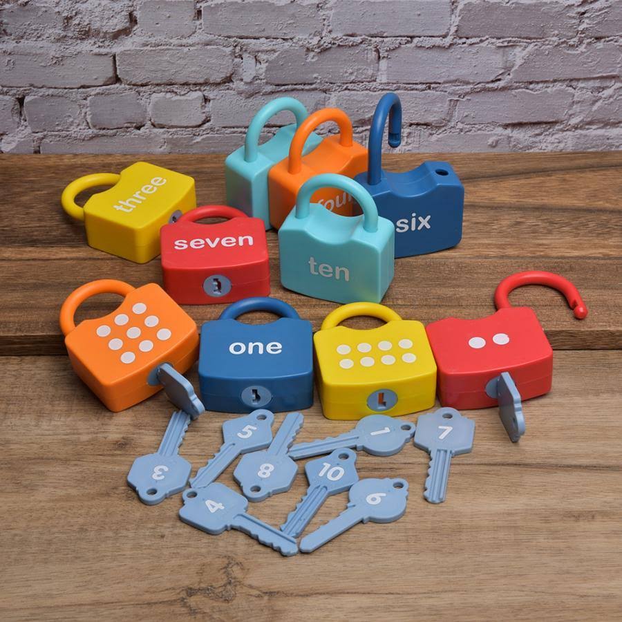 Plastic Montessori Locks Set V918497