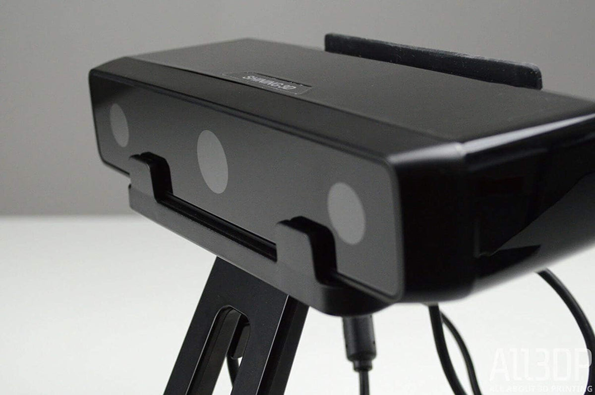 White Desktop 3D Scanner, 0.1 mm Accuracy G48802