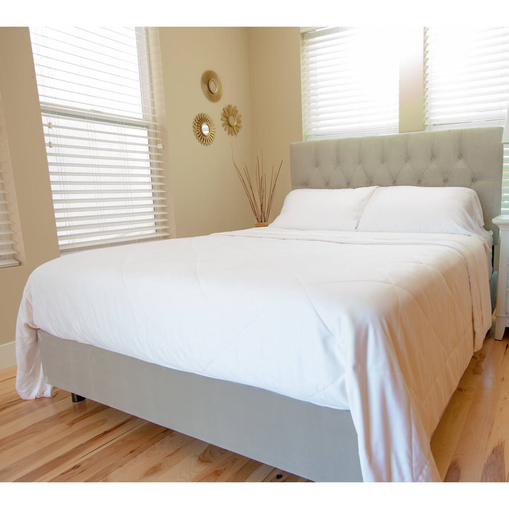 White Twin Silk Comforter O3164