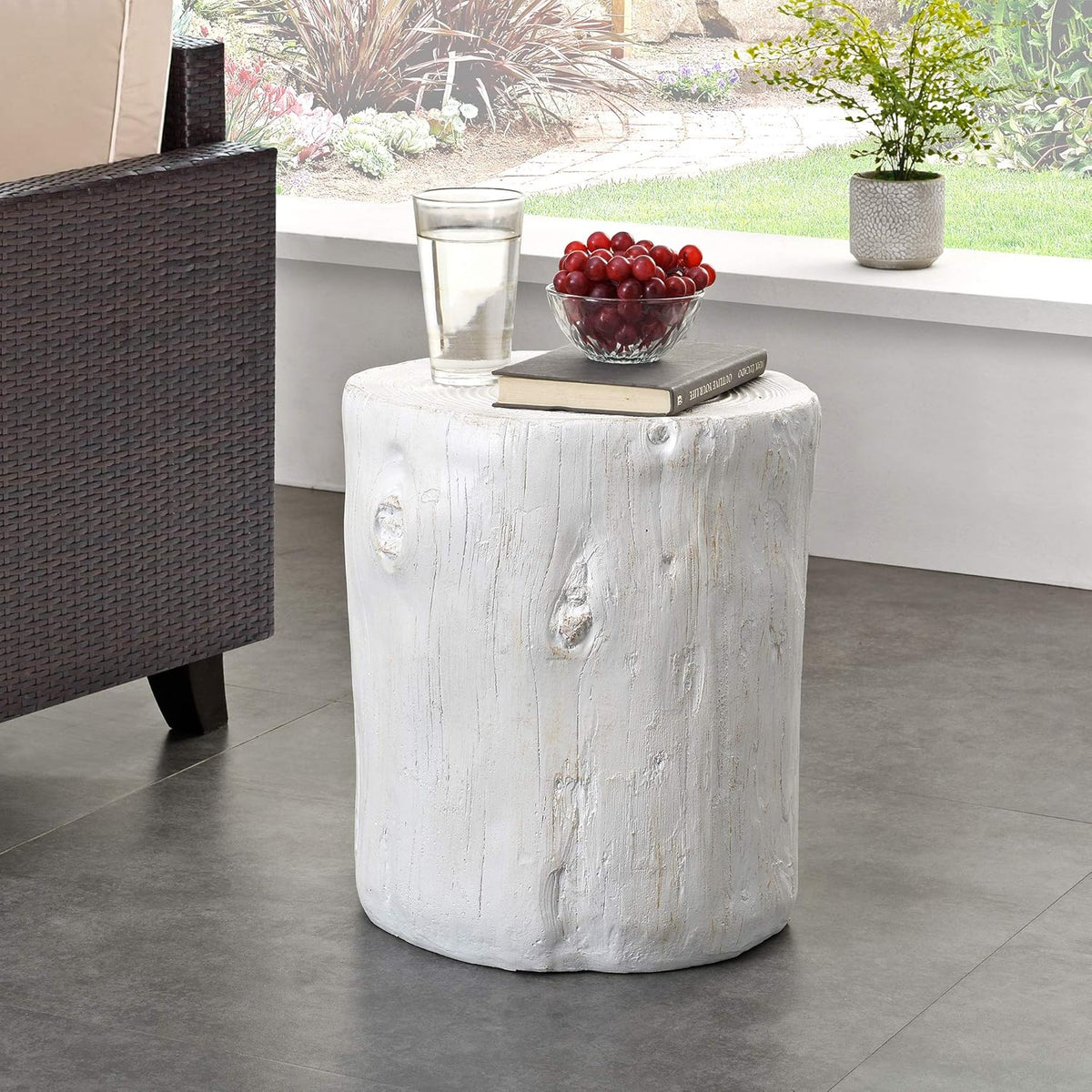 Weathered Gray Log Table I11151