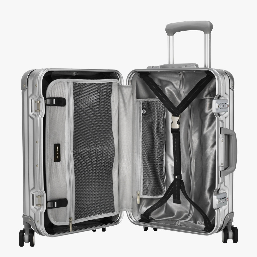 20 inch Carry on Spinner Blue S845394