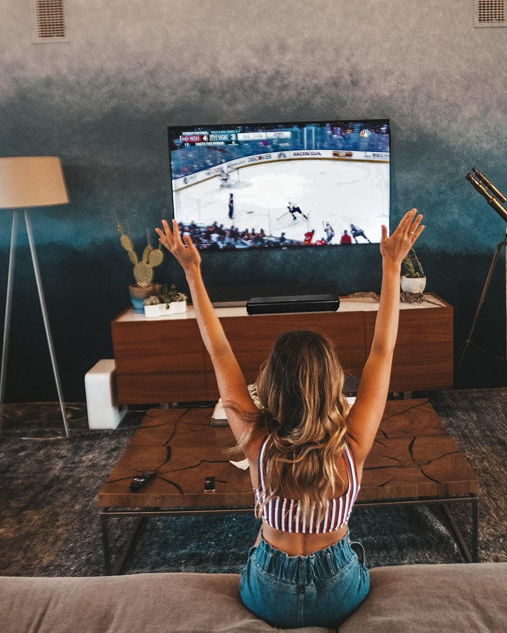 2.1ch Sound Bar with Built-in Subwoofer S69394