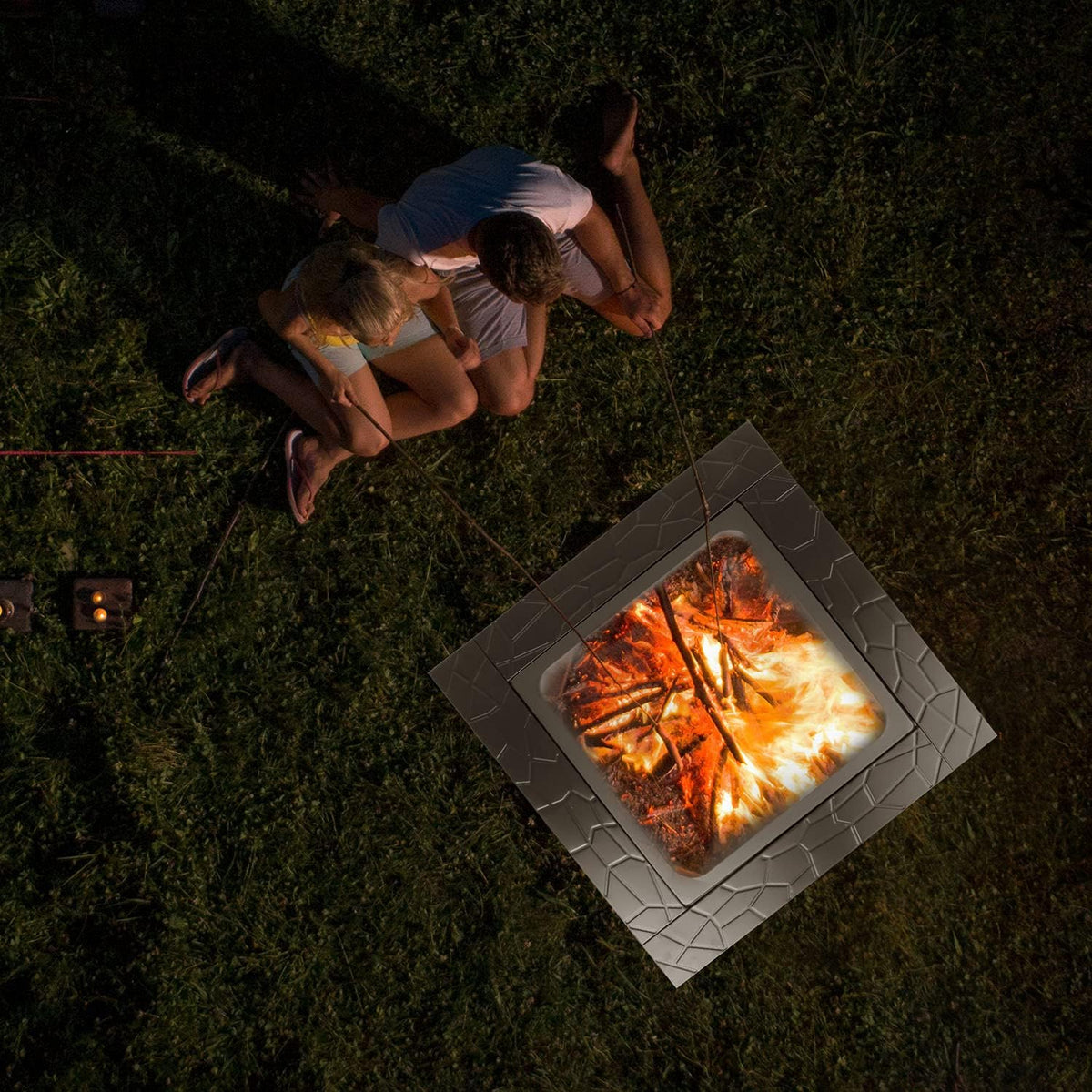 32 inch Square Metal Fire Pit Table with Spark Screen E9192