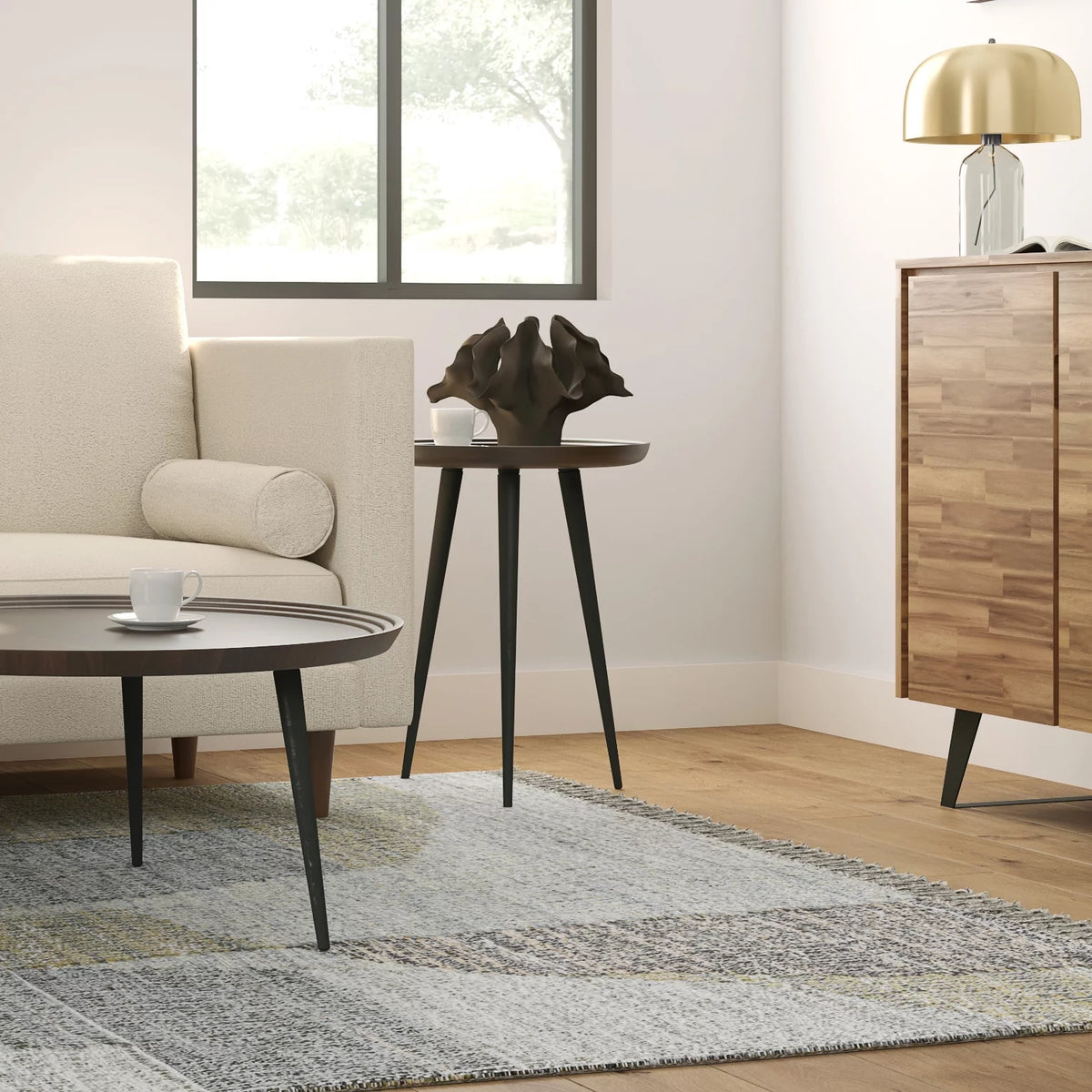 18 inch Metal Round Side Table S837201