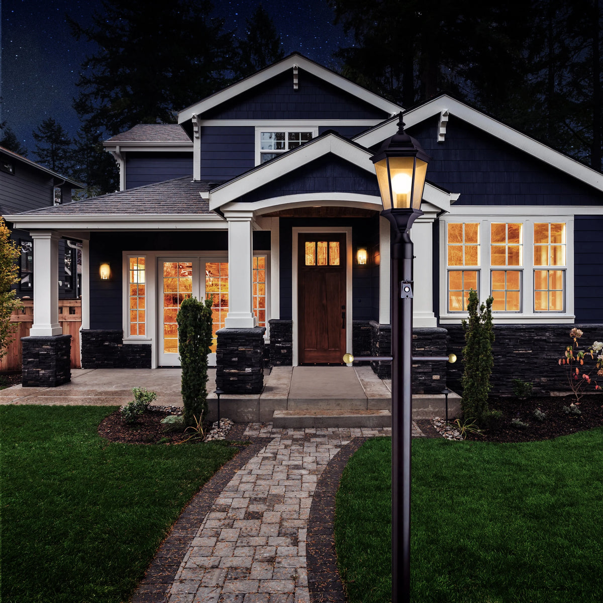 Textured Black Outdoor Post Top Light with Clear Glass V968
