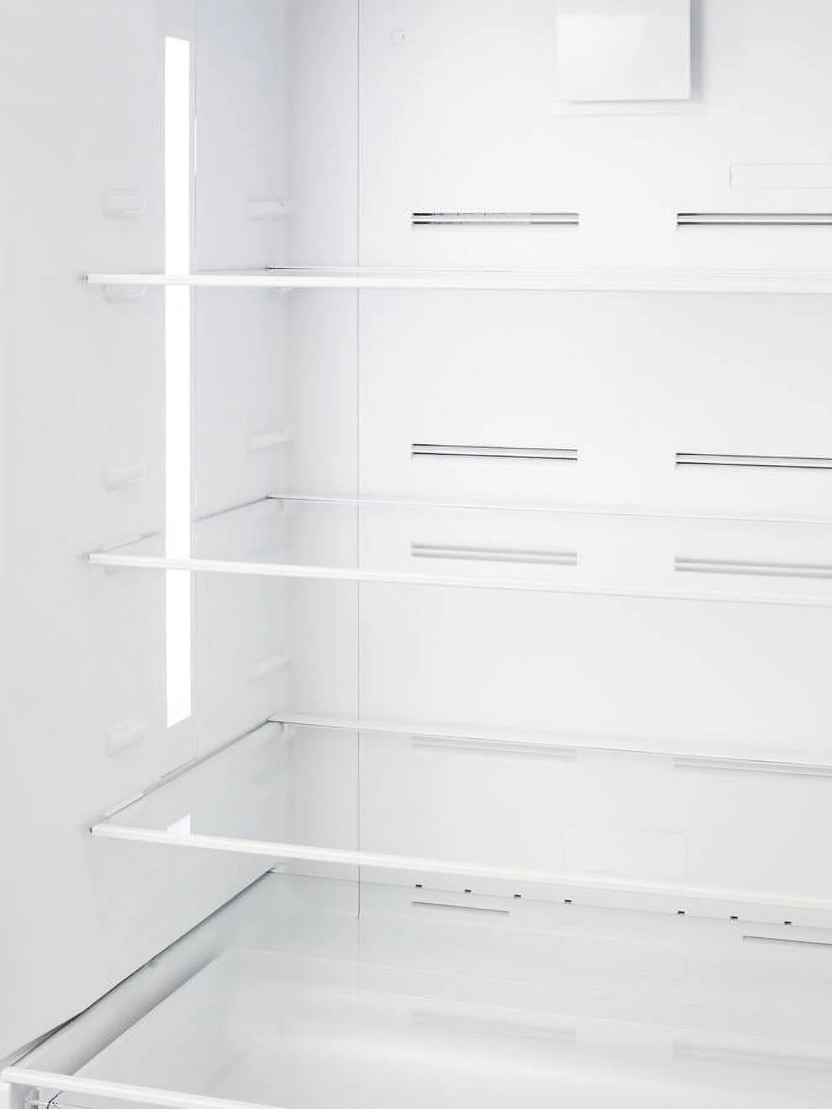 28 Energy Star Bottom Freezer Refrigerator with 16.4 cu. ft. Capacity in Stainless Steel H942