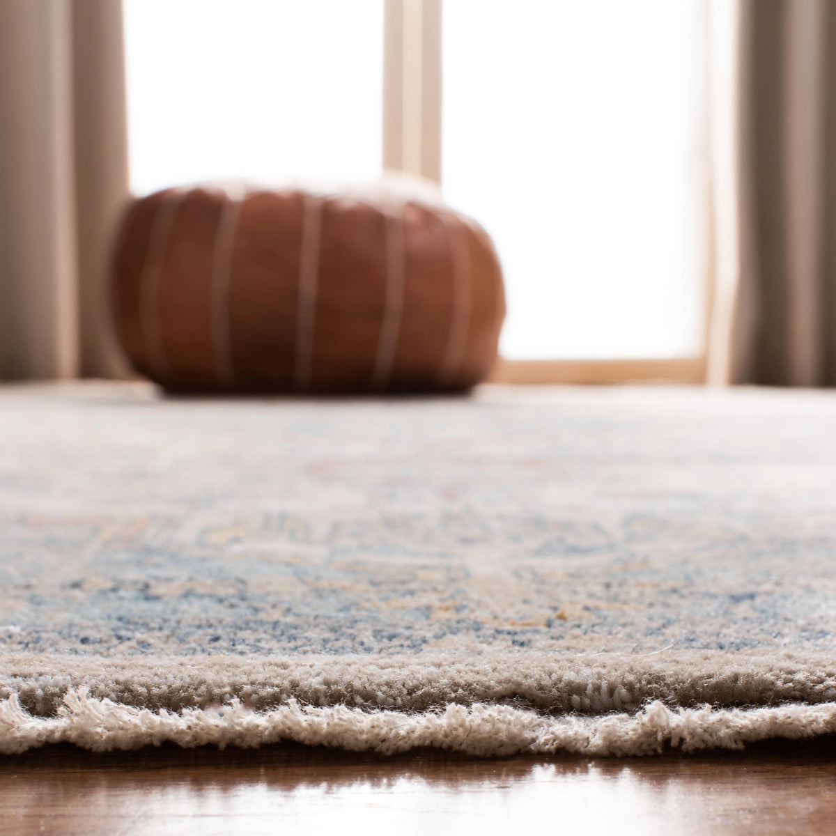 Navy Ivory Floral Bordered Area Rug 6' x 9' K39809