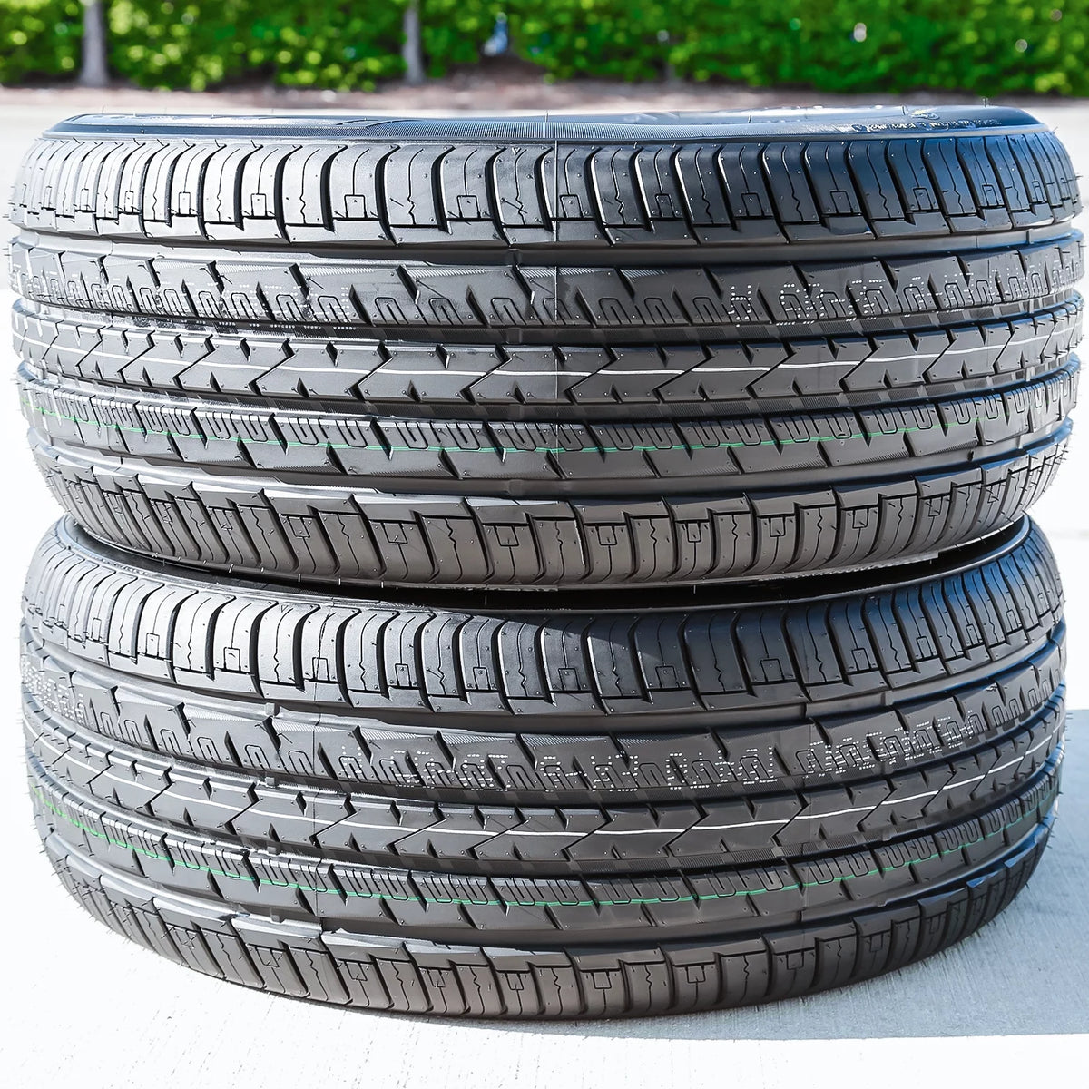 All Season 235/70R17 111H XL Passenger Tire C212890